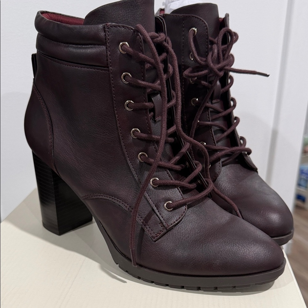 Style & Co Laurellee Lace-up Dress Booties, - Wine Smooth size US 10 M new w box